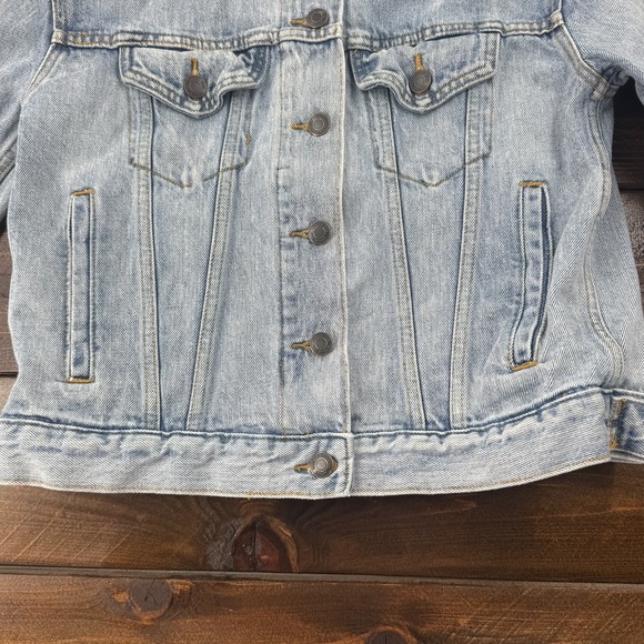 Wilfred Free Aritzia Denim Trucker Jacket Women\'s Size XS Light  Blue Wash